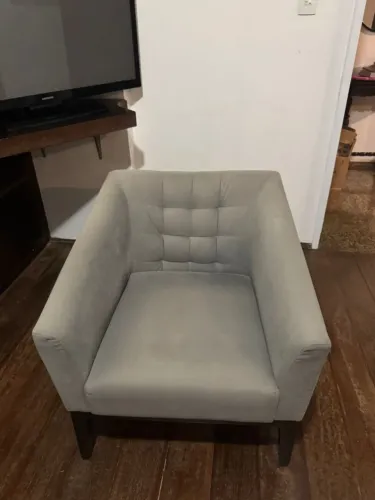 POLTRONA CINZA ESCRITÓRIO