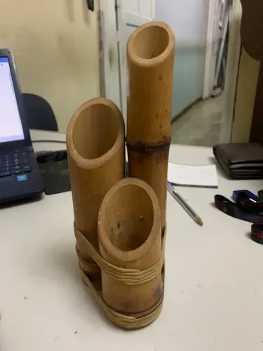 enfeite de mesa de bambu
