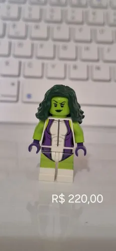Lego marvel minifiguras originais - She hulk, Hulk, Hulk vermelho e She hulk vermelha