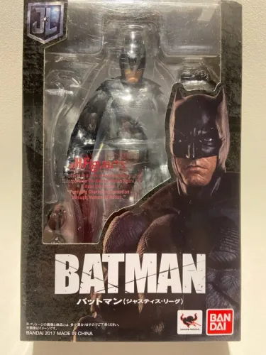 Action Figure Batman Justice League SH Figuarts
