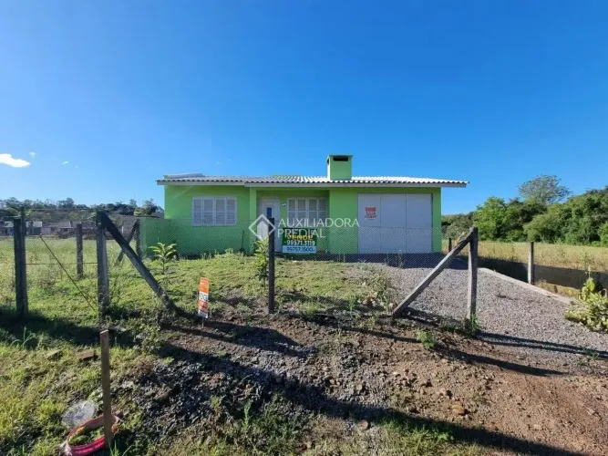 Casa no Centro de Santa Clara do Ingaí
