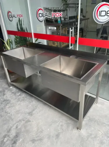 Pia industrial com cuba dupla tipo tanque - Fabricamos em diversas medidas e modelos