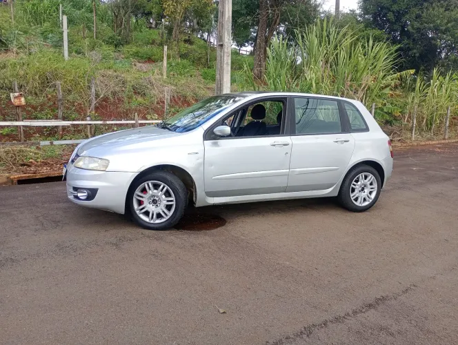 Fiat Stilo 1.8/ 1.8 SP/ Connect 16V 122cv 5P 2005