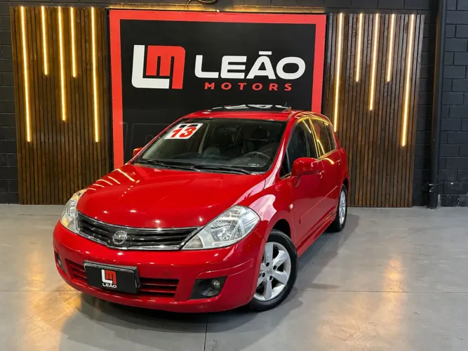 Nissan Tiida SL 1.8/1.8 Flex 16V Aut. 2013