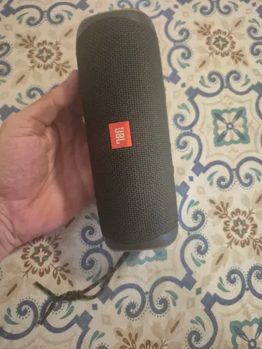 JBL FLIP 5 IMPERMEÁVEL