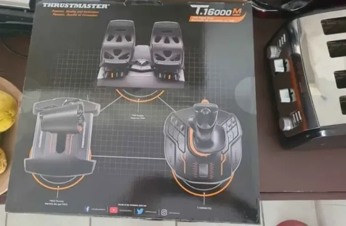 Thrustmaster T.16000M FCS Flight Pack Completo