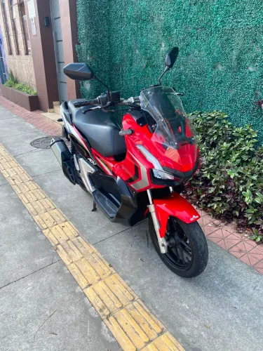 Honda ADV 150