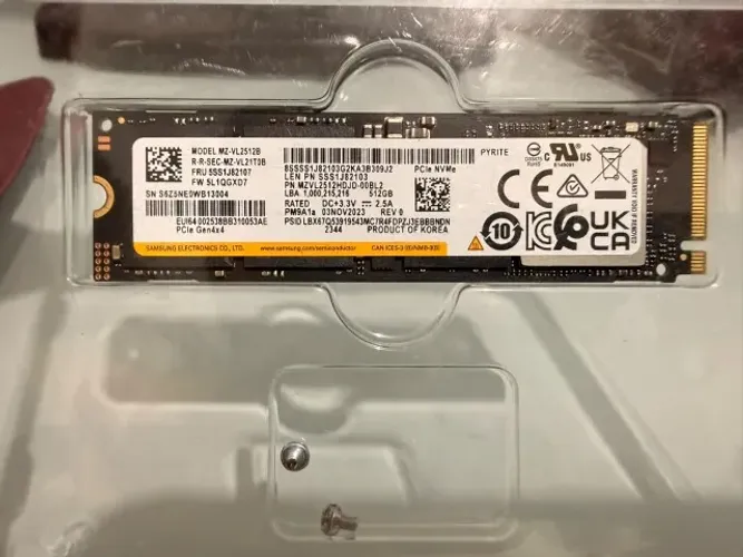 Ssd Samsung Pm9a1 512gb M.2 2280 Nvme Pcie Gen4 X4 Preto Mz-vl25120