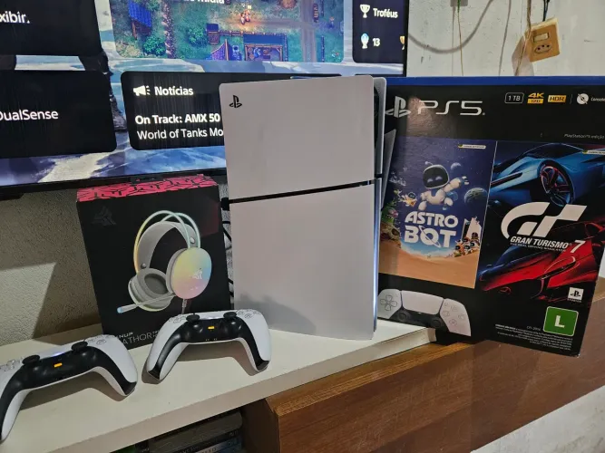 PS5 SLIM 1TB 2 CONTROLES + FONE!