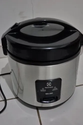 PANELA ELÉTRICA ELETROLUX INOX