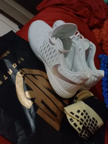 tênis futsal - lunar gato 