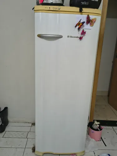 GELADEIRA ELETROLUX 220V