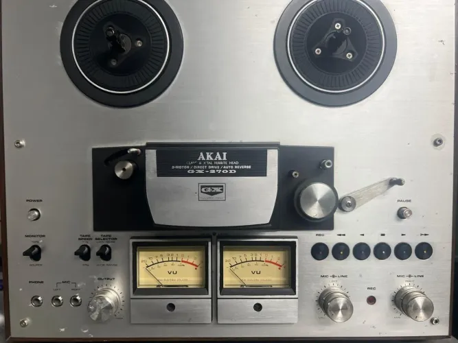 GRAVADOR DE ROLO AKAI GX 270 D
