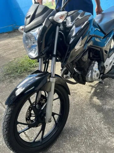 Fan 160, modelo e ano 2024.
