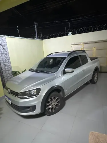 Volkswagen Saveiro Highline 1.6 T. Flex 8V CD 2015