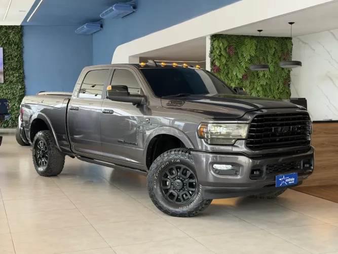 Ram 3500 Limited Longhorn 6.7 TB CD Diesel 2022
