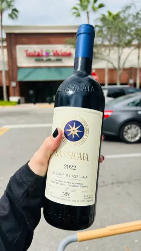 Vinho Sassicaia 2022 com nota fiscal
