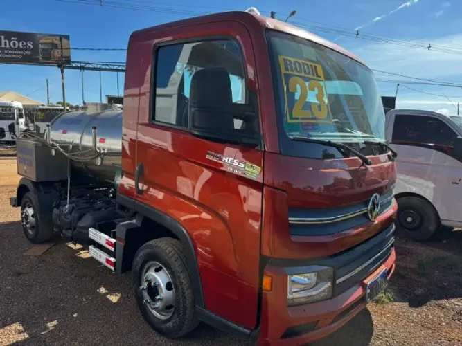 VW Express Prime com Tanque Desentupidora