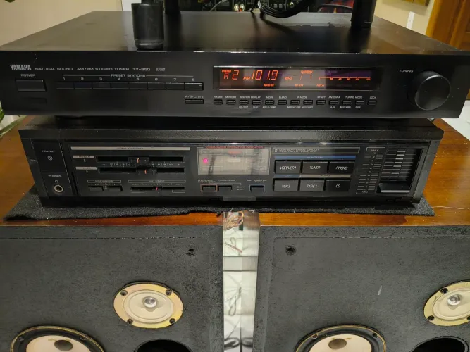Tuner Yamaha TX 950
