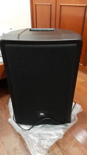 Caixa de som Jbl IRX112BT