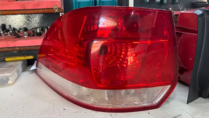Lanterna Jetta variant 2.5 LE 