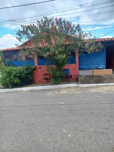 Vendo Linda Casa 02 Quartos - Plana - Bairro Cidade Nova - Nova Serrana/MG !