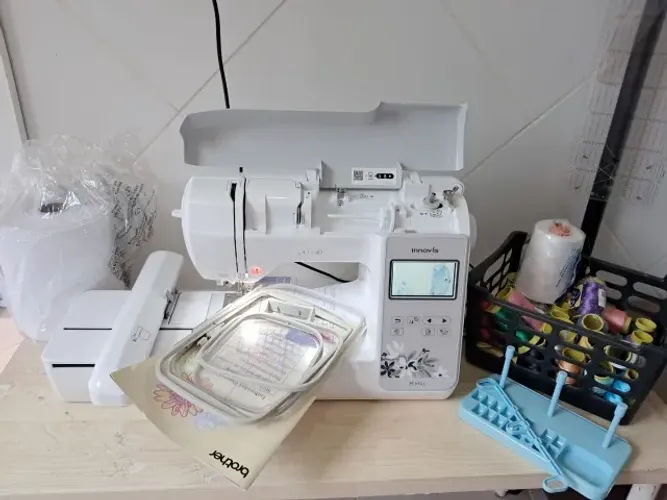 MAQUINA DE BORDADO BROTHER PE910 área 13x18