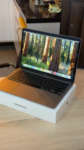MacBook Air M1 512GB SSD | 8GB Ram | 2020 - Loja física! Com 3 meses de garantia! Até 18x