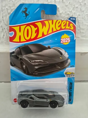 Hot Wheels Ferrari cinza