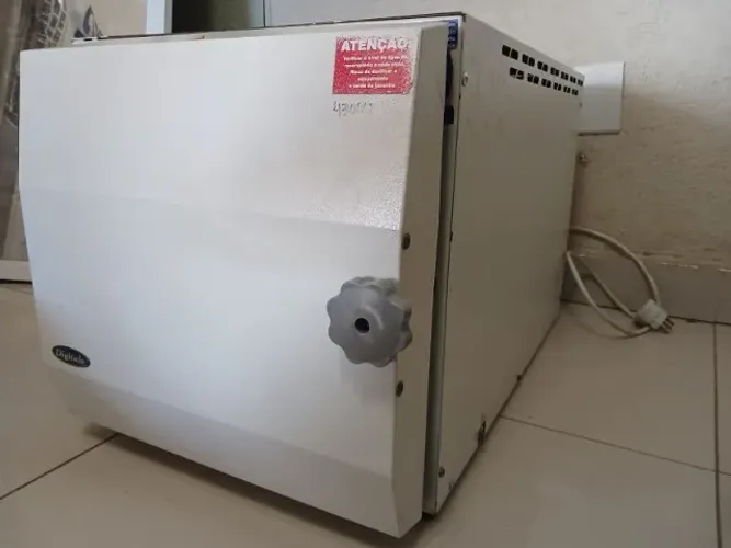 Autoclave 21 litros.