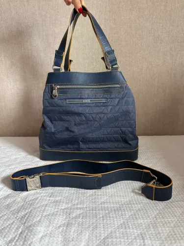 Bolsa Schutz Azul