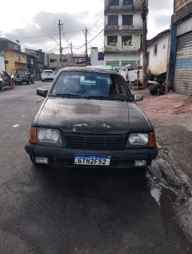 Chevrolet Monza Classic SE 2.0 /mpfi E EFI 2P E 4P 1987