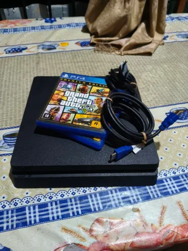 Ps4 slim