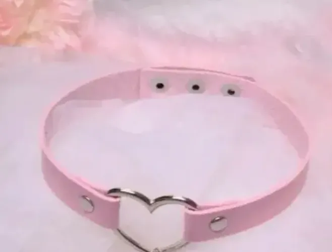 Gargantilha Choker de Coração