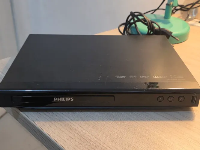 DVD Player Philips - Brinde vários CDs