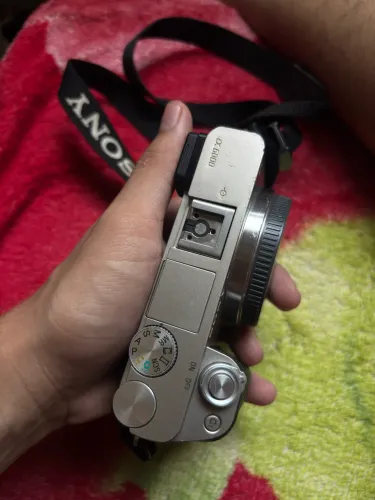 Sony A6000