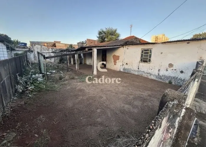 Terreno à venda no Marta Helena com 343m²