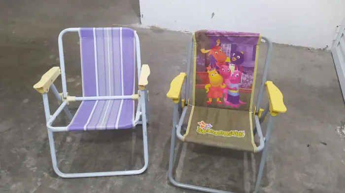 Conjunto mesinha/cadeirinha infantil