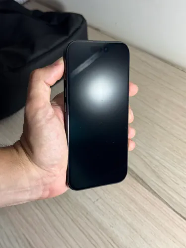 iPhone 16 256GB - 3 meses de uso