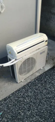 Vendo ar condicionado 12 mil BTUs