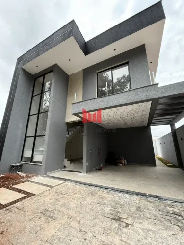 Linda Casa Moderna à venda localizada no Bairro Acácias, com 3 dormitórios, sendo 1 suíte