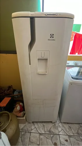 geladeira electrolux rw35 branca