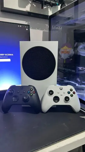 XBOX SERIES S 512GB C/ 2 controles novos