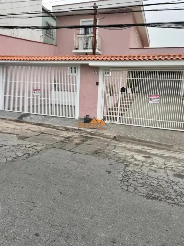 Casa a Venda Artur Alvim, 3 Dormitórios e 1 suítes, 260m² 4 vagas