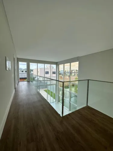 Casa de condomínio com 3 quartos, Caledônia, Camboriú-SC