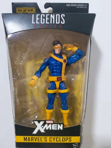 Cyclops Marvel legends X-Men na caixa 