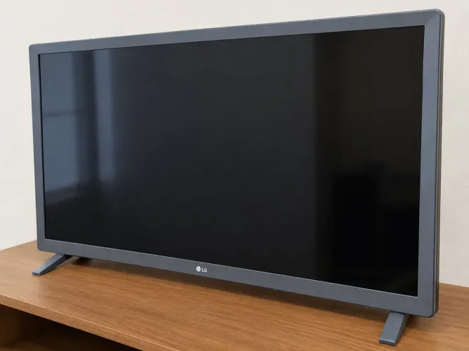 Tv LG 32 polegadas smart ótimo estado
