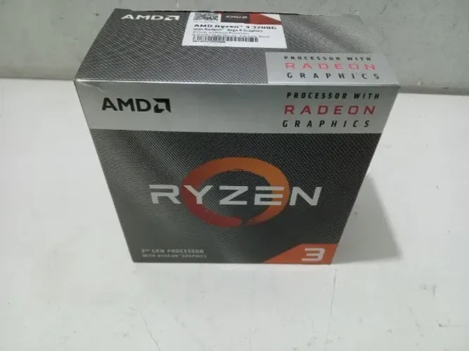 Processador AMD Ryzen 3 3200G com cooler box, funcionando 100%