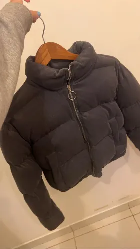 Jaqueta Puffer Cropped Azul-Marinho | Super Quentinha | Excelente Estado