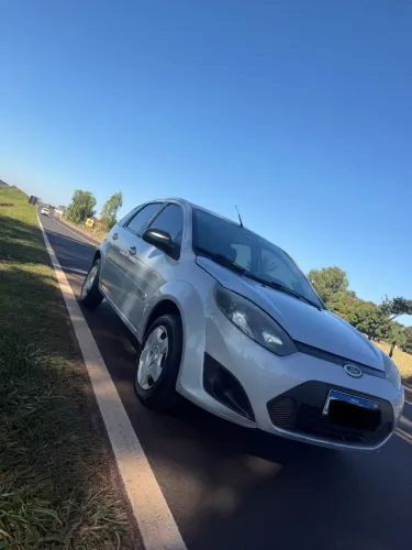 Ford Fiesta S 1.0 8V Flex 5P 2014
